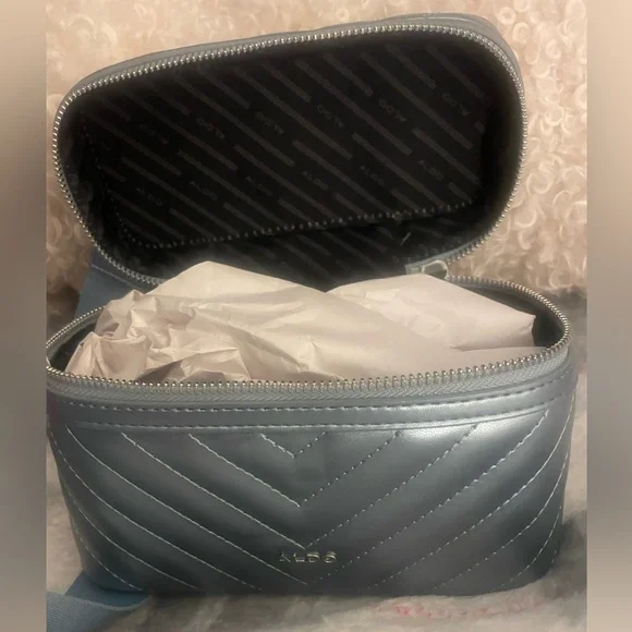 Aldo Quilted Blue Malenwan Metallic Box Crossbody Satchel Bag NWOT - Picture 4 of 7